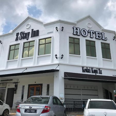 Oyo 90506 Z Stay Inn Hotel Simpang Renggam Exterior foto